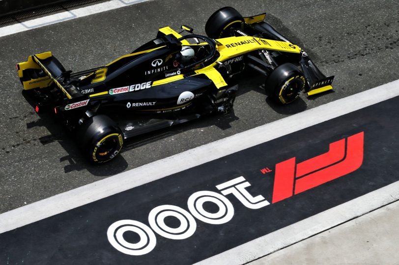 f1chronicle-2019 Chinese Grand Prix - Qualifying - Daniel Ricciardo