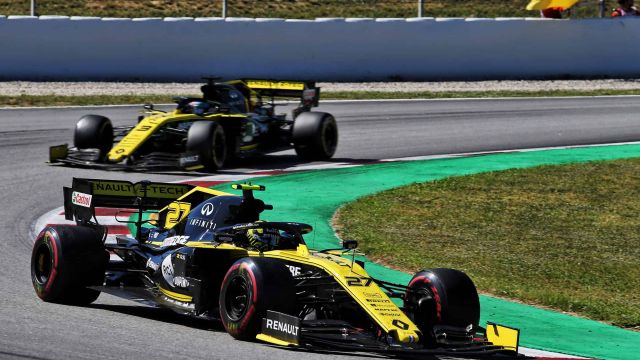 f1chronicle-2019 Spanish Grand Prix - Nico Hulkenberg & Daniel Ricciardo