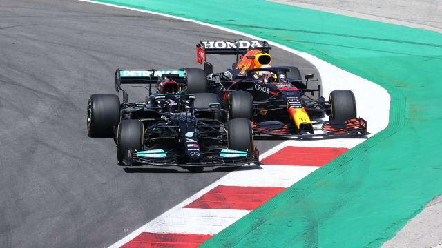 2021 Portuguese Grand Prix, Sunday - Lewis Hamilton vs Max Verstappen