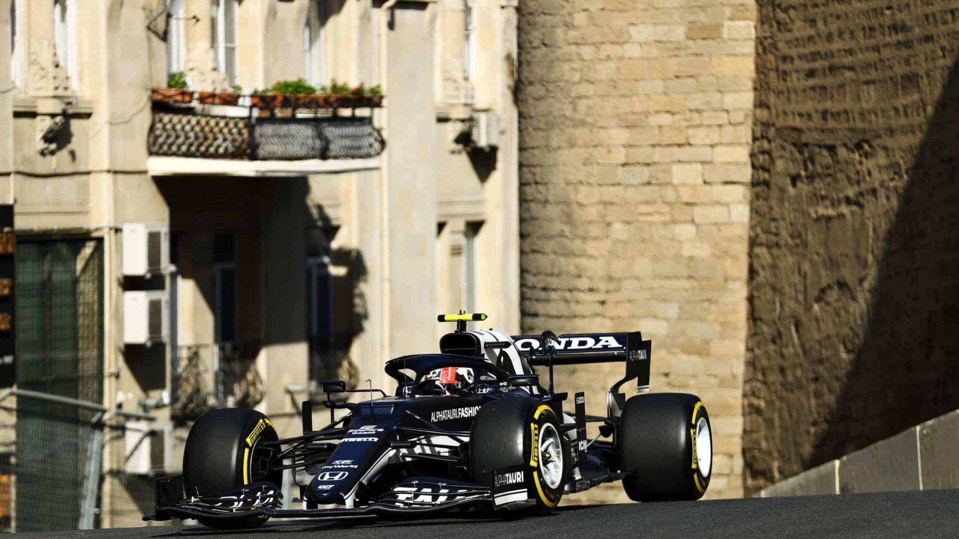 F1 Grand Prix of Azerbaijan - Practice BAKU, AZERBAIJAN - JUNE 04: Pierre Gasly of France driving the (10) Scuderia AlphaTauri AT02 Honda on track during practice ahead of the F1 Grand Prix of Azerbaijan at Baku City Circuit on June 04, 2021 in Baku, Azerbaijan. (Photo by Francois Nel/Getty Images) // Getty Images / Red Bull Content Pool // SI202106040332 // Usage for editorial use only //