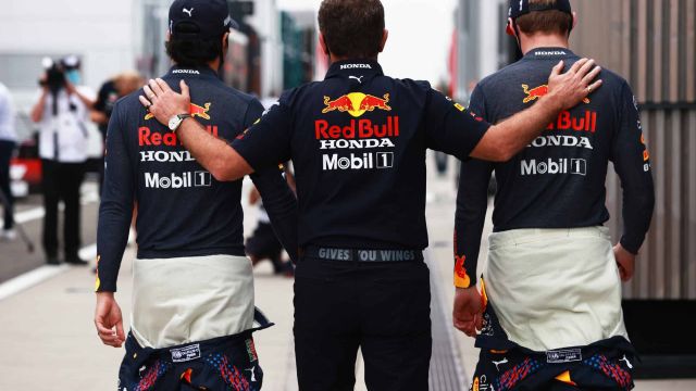 2021 Hungarian Grand Prix, Sunday – Sergio Perez, Christian Horner, and Max Verstappen (image courtesy Red Bull Racing)