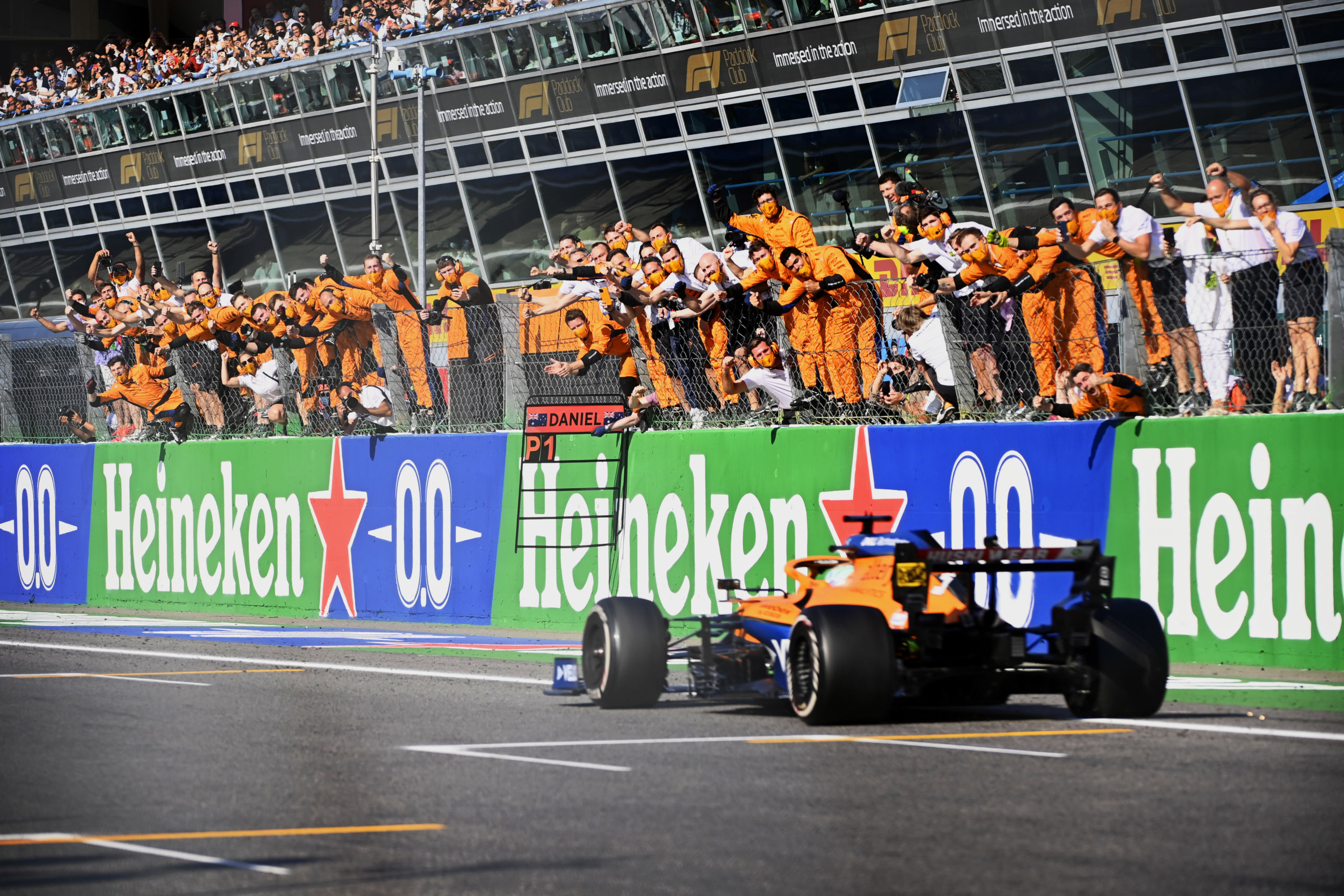 Daniel Ricciardo Wins, McLaren Goes 1-2 In Italy! F1 News