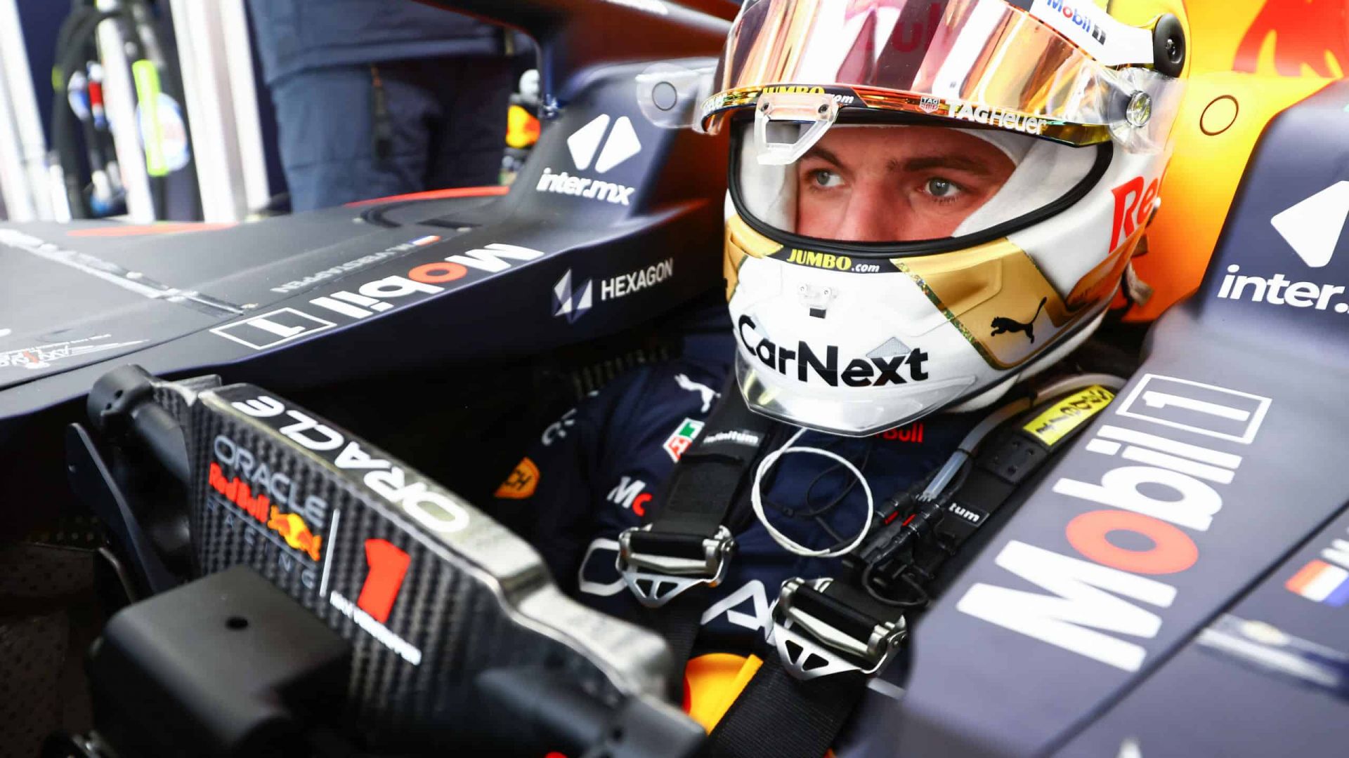 BAHRAIN, BAHRAIN - MARCH 18: Max Verstappen of the Netherlands and Oracle Red Bull Racing prepares to drive in the garage during practice ahead of the F1 Grand Prix of Bahrain at Bahrain International Circuit on March 18, 2022 in Bahrain, Bahrain. (Photo by Mark Thompson/Getty Images) // Getty Images / Red Bull Content Pool // SI202203180248 // Usage for editorial use only //