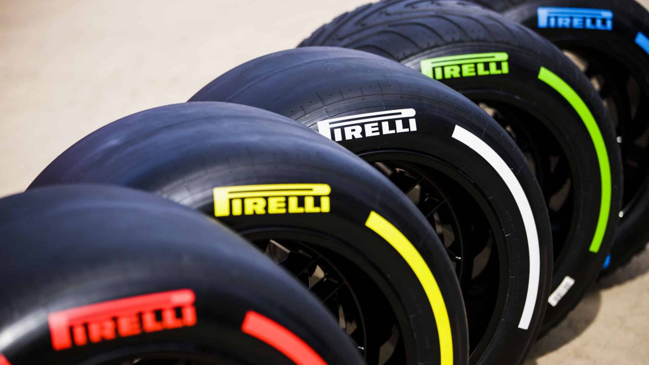 Why do Formula 1 tyres wear so quickly