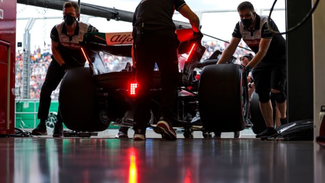 How Much Horsepower Does An F1 Car Have?