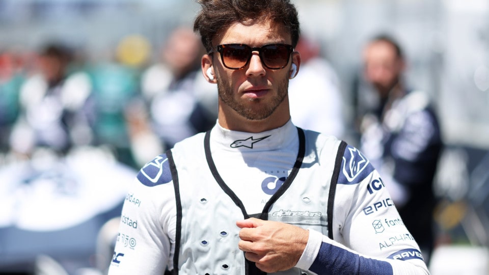 How Do Formula 1 Drivers Stay Cool? | F1 News