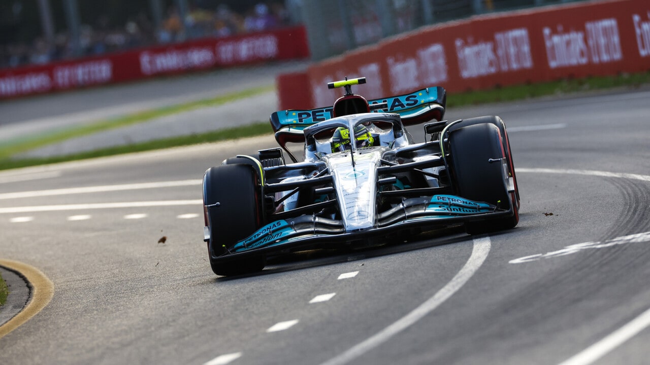 How does porpoising affect a Formula One car's performance? - 2022 Australian Grand Prix, Saturday - Lewis Hamilton
