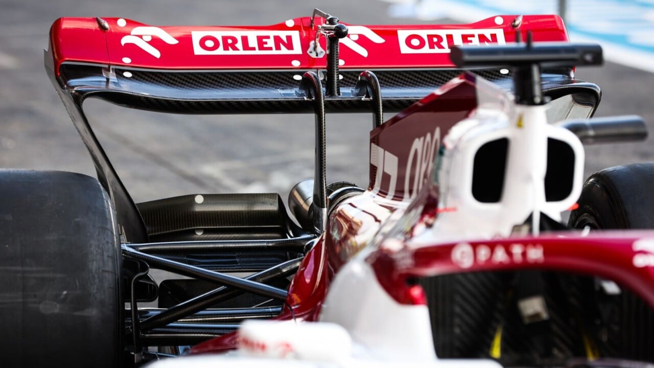 How is DRS activated in Formula 1 cars?