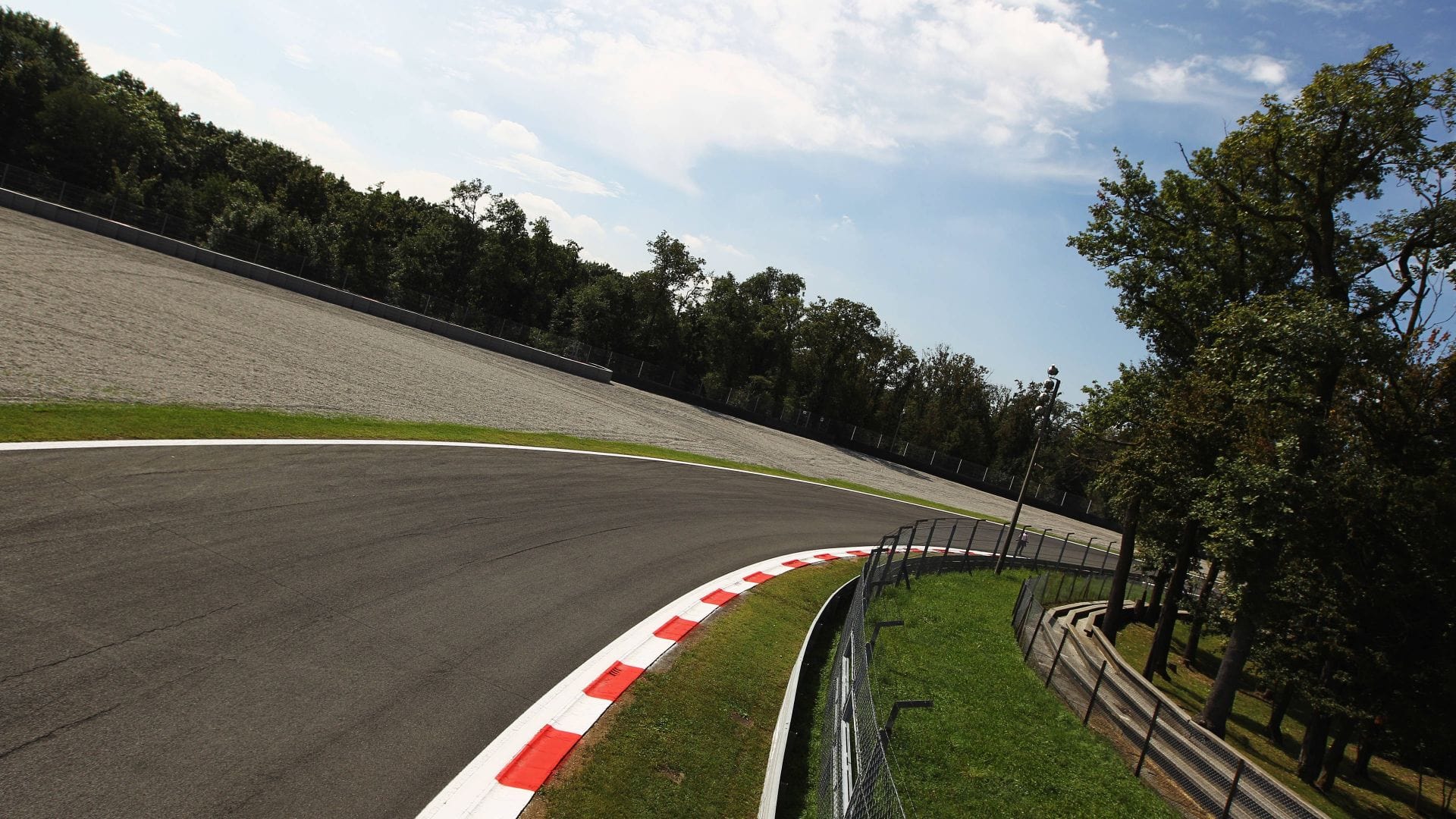 What Is The Parabolica At Monza