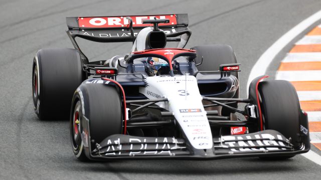 Injured Daniel Ricciardo Out Of Dutch Grand Prix