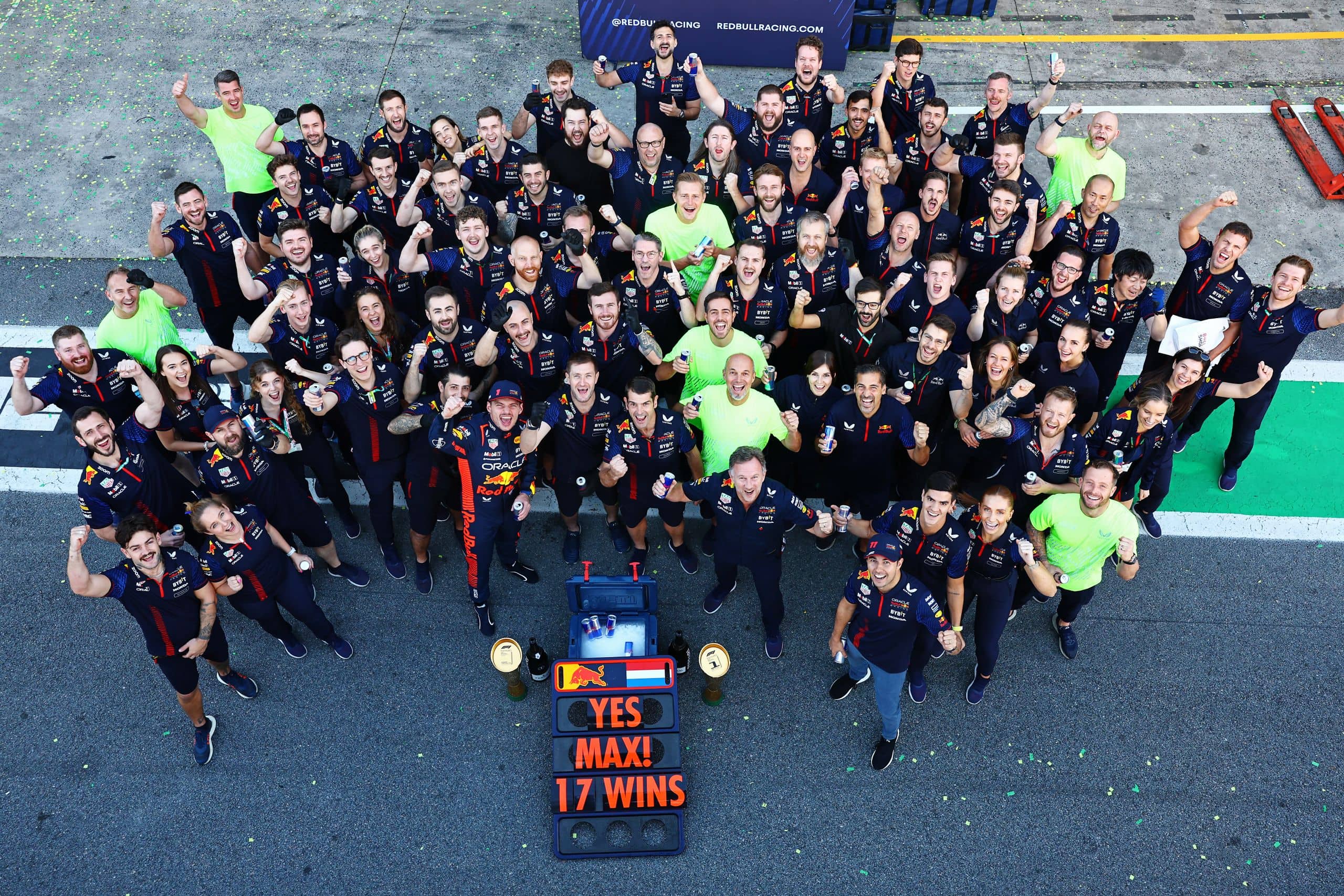 SAO PAULO, BRAZIL - NOVEMBER 05: Race winner Max Verstappen of the Netherlands and Oracle Red Bull Racing celebrates with his team in the Pitlane after the F1 Grand Prix of Brazil at Autodromo Jose Carlos Pace on November 05, 2023 in Sao Paulo, Brazil. (Photo by Mark Thompson/Getty Images) // Getty Images / Red Bull Content Pool // SI202311050764 // Usage for editorial use only //