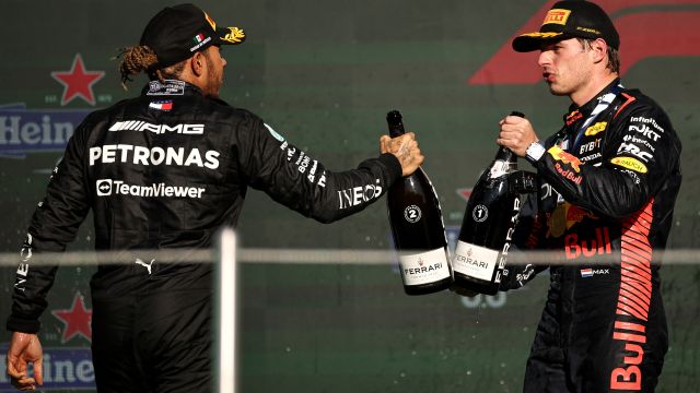 MEXICO CITY, MEXICO - OCTOBER 29: Race winner Max Verstappen of the Netherlands and Oracle Red Bull Racing and Second placed Lewis Hamilton of Great Britain and Mercedes celebrate on the podium after the F1 Grand Prix of Mexico at Autodromo Hermanos Rodriguez on October 29, 2023 in Mexico City, Mexico. (Photo by Jared C. Tilton/Getty Images) // Getty Images / Red Bull Content Pool // SI202310300008 // Usage for editorial use only //