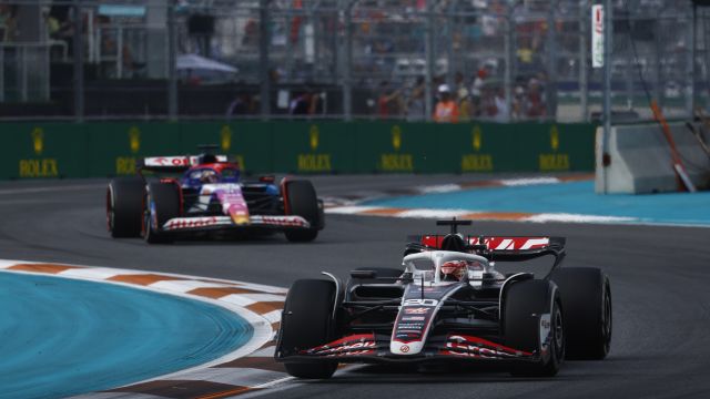 MIAMI INTERNATIONAL AUTODROME, UNITED STATES OF AMERICA - MAY 05: Kevin Magnussen, Haas VF-24 during the Miami GP at Miami International Autodrome on Sunday May 05, 2024 in Miami, United States of America. (Photo by Sam Bloxham / LAT Images)