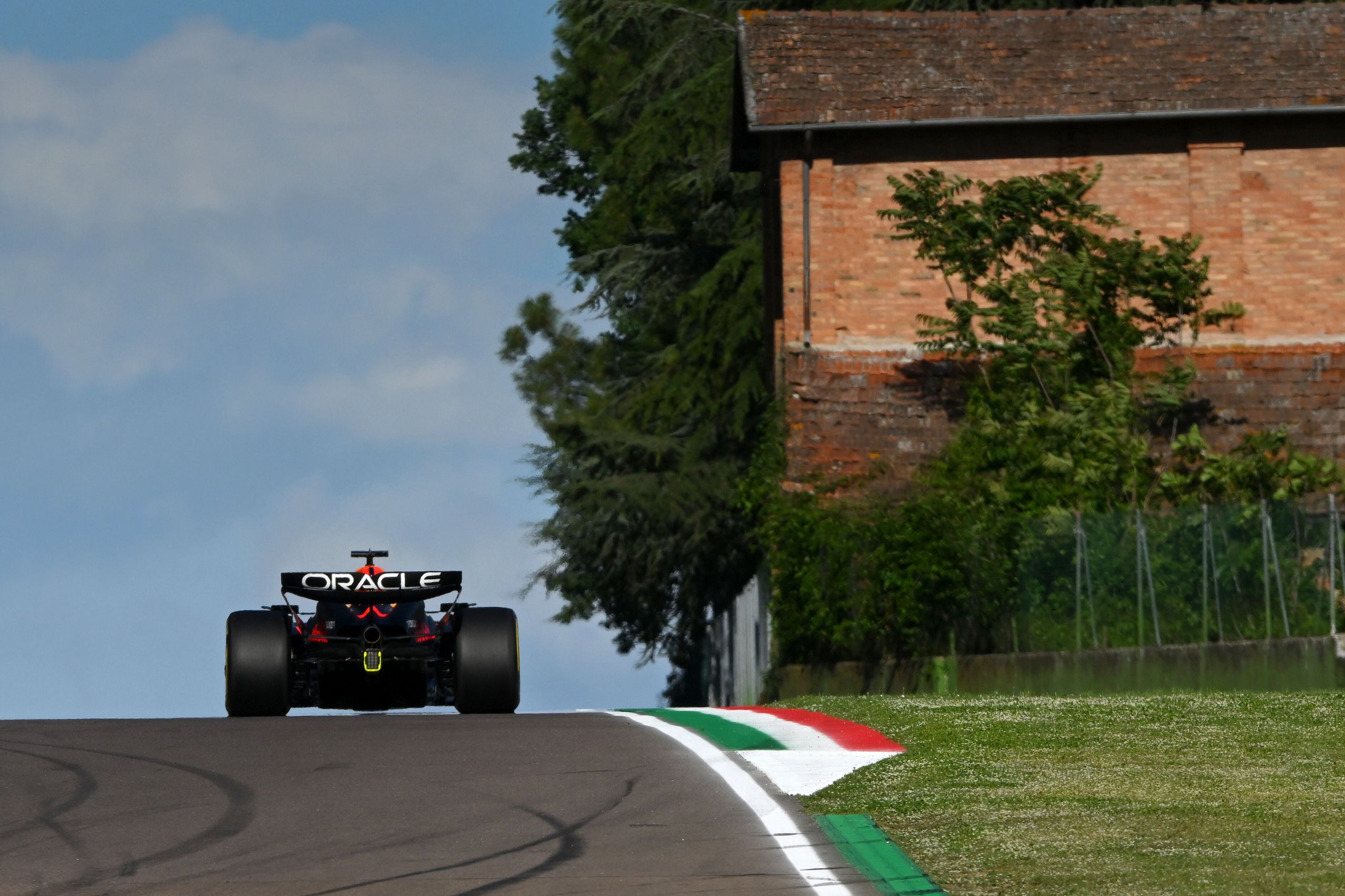 IMOLA, ITALY - MAY 17: Max Verstappen of the Netherlands driving the (1) Oracle Red Bull Racing RB20 on track during practice ahead of the F1 Grand Prix of Emilia-Romagna at Autodromo Enzo e Dino Ferrari Circuit on May 17, 2024 in Imola, Italy. (Photo by Rudy Carezzevoli/Getty Images) // Getty Images / Red Bull Content Pool // SI202405170810 // Usage for editorial use only //