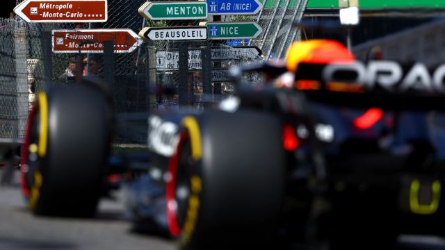 MONTE-CARLO, MONACO - MAY 26: Max Verstappen of the Netherlands driving the (1) Oracle Red Bull Racing RB20 on track during the F1 Grand Prix of Monaco at Circuit de Monaco on May 26, 2024 in Monte-Carlo, Monaco. (Photo by Clive Rose/Getty Images) // Getty Images / Red Bull Content Pool // SI202405260949 // Usage for editorial use only //