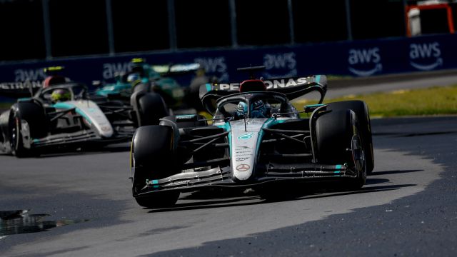 Canadian Grand Prix, Sunday - George Russell leads Lewis Hamilton