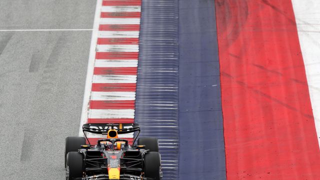 SPIELBERG, AUSTRIA - JULY 02: Max Verstappen of the Netherlands driving the (1) Oracle Red Bull Racing RB19 on track during the F1 Grand Prix of Austria at Red Bull Ring on July 02, 2023 in Spielberg, Austria. (Photo by Peter Fox/Getty Images) // Getty Images / Red Bull Content Pool // SI202307020531 // Usage for editorial use only //