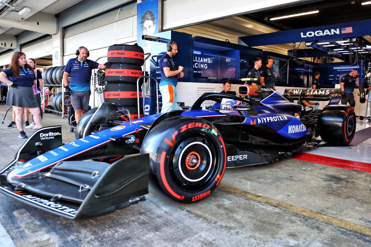 Motor Racing Formula One World Championship Spanish Grand Prix Practice Day Barcelona, Spain