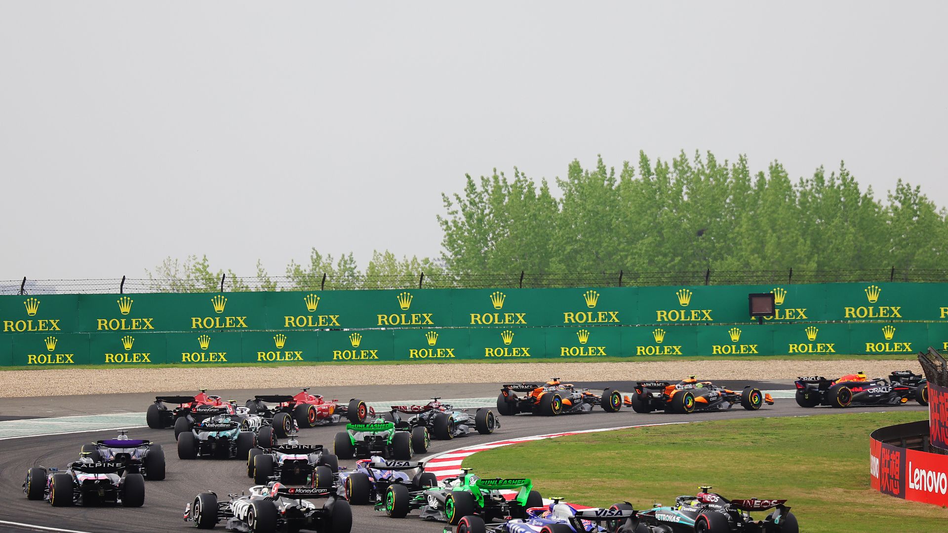 SHANGHAI, CHINA - APRIL 21: Max Verstappen of the Netherlands driving the (1) Oracle Red Bull Racing RB20 leads the field at the start during the F1 Grand Prix of China at Shanghai International Circuit on April 21, 2024 in Shanghai, China. (Photo by Lintao Zhang/Getty Images ) // Getty Images / Red Bull Content Pool // SI202404210205 // Usage for editorial use only //