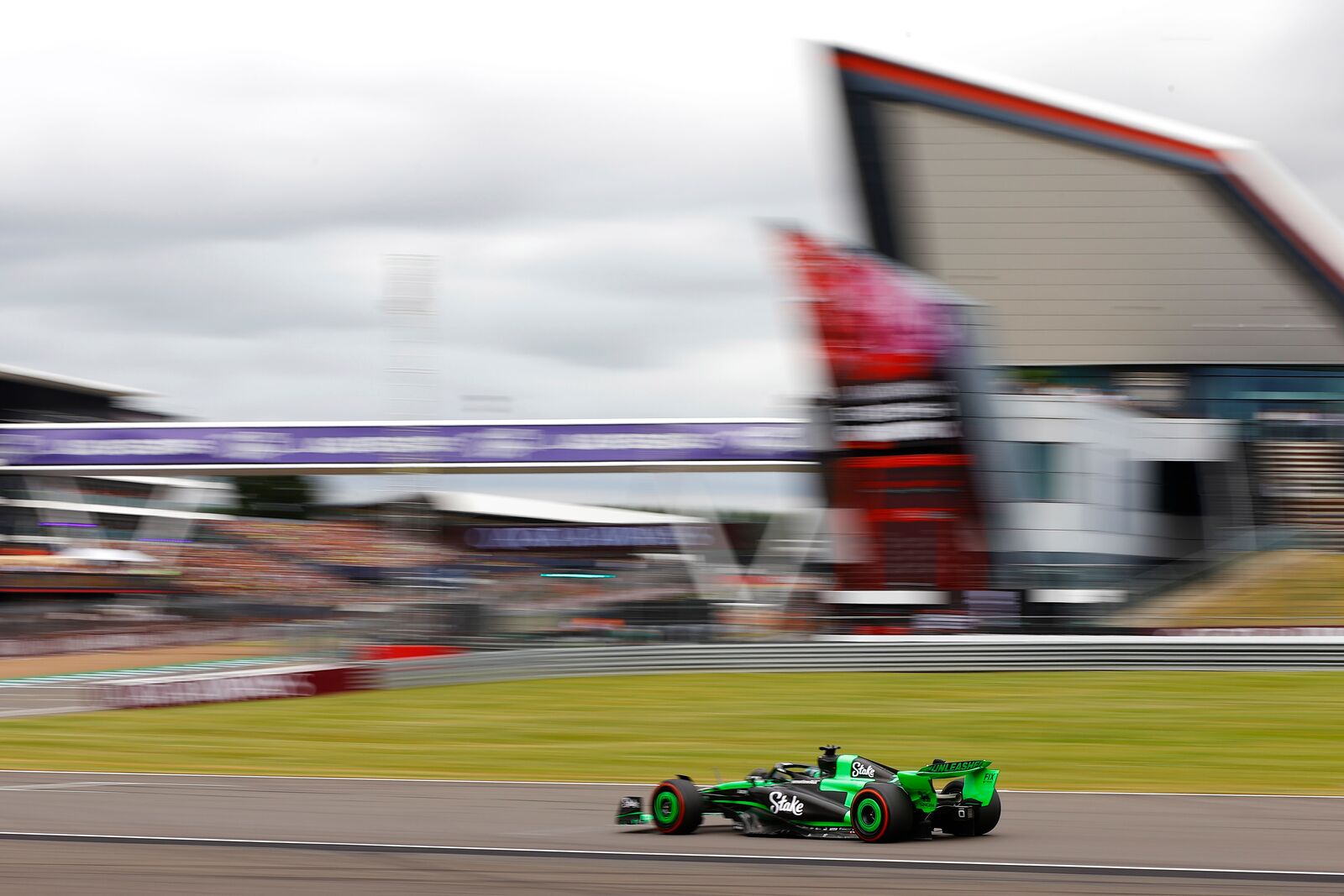 Large 2024 British Grand Prix Friday