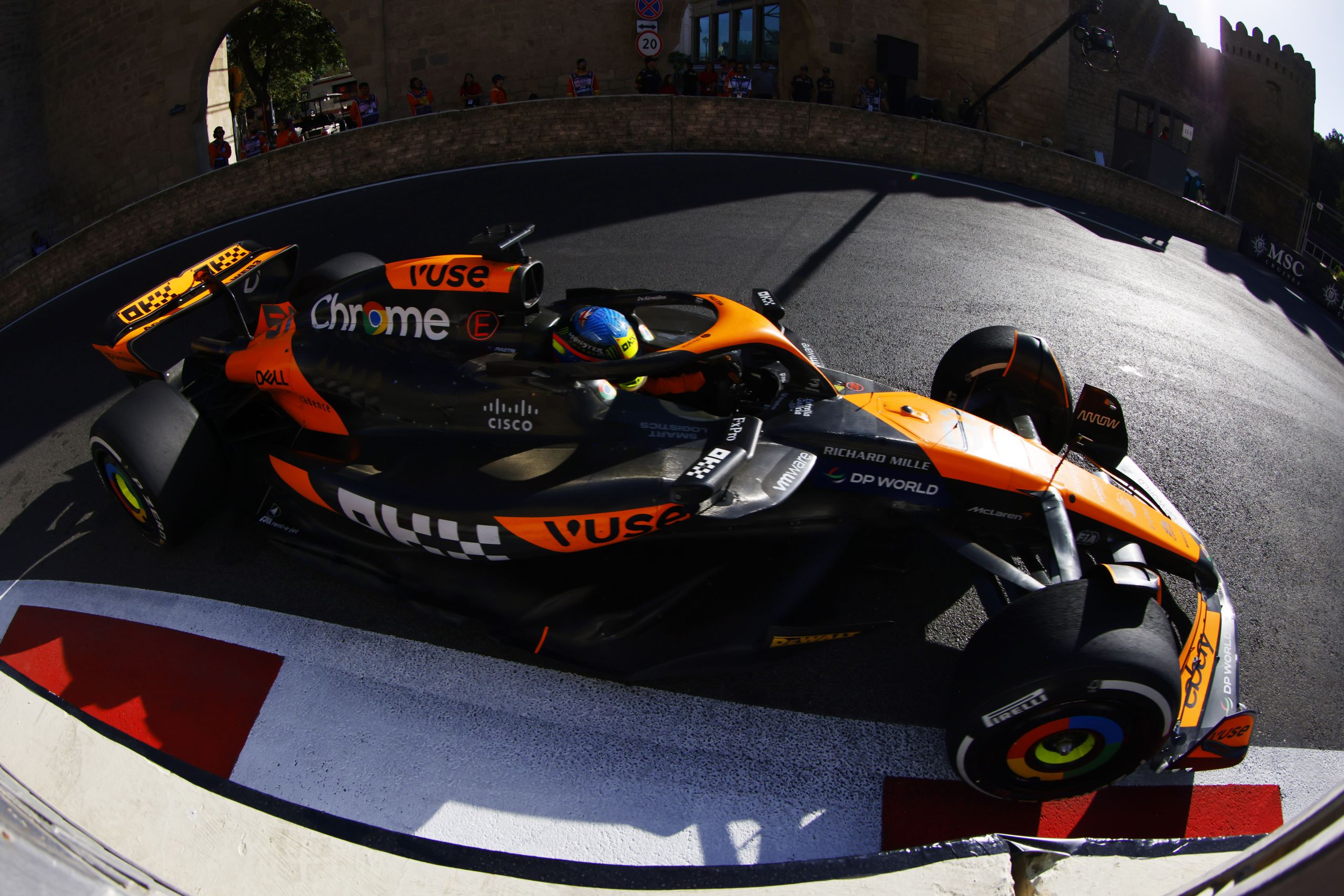 Oscar Piastri, Mclaren Mcl38