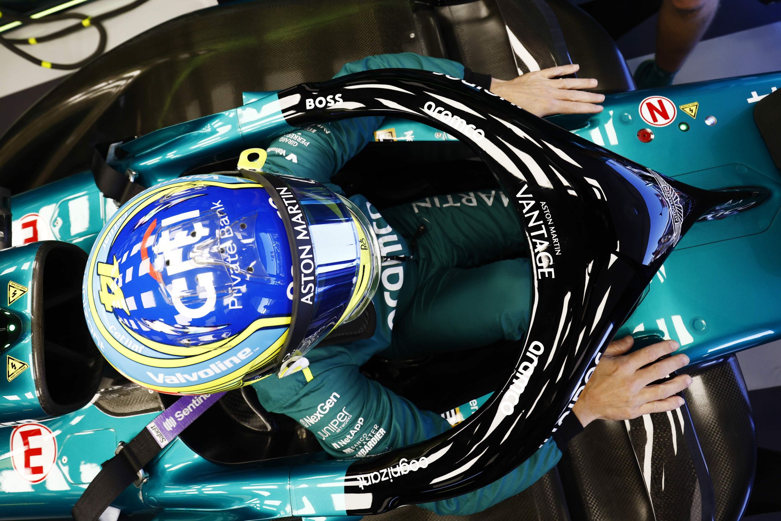 Fernando Alonso, Aston Martin F1 Team, In The Garage