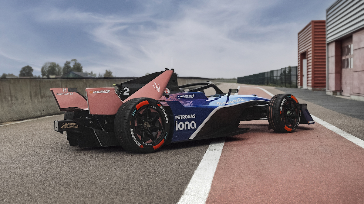 Maseratiformulaetipofolgoreseason11livery(05)