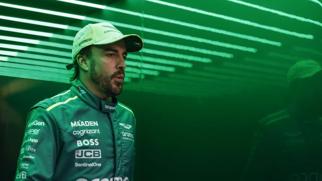 Fernando Alonso, Aston Martin F1 Team, Enters The Garage