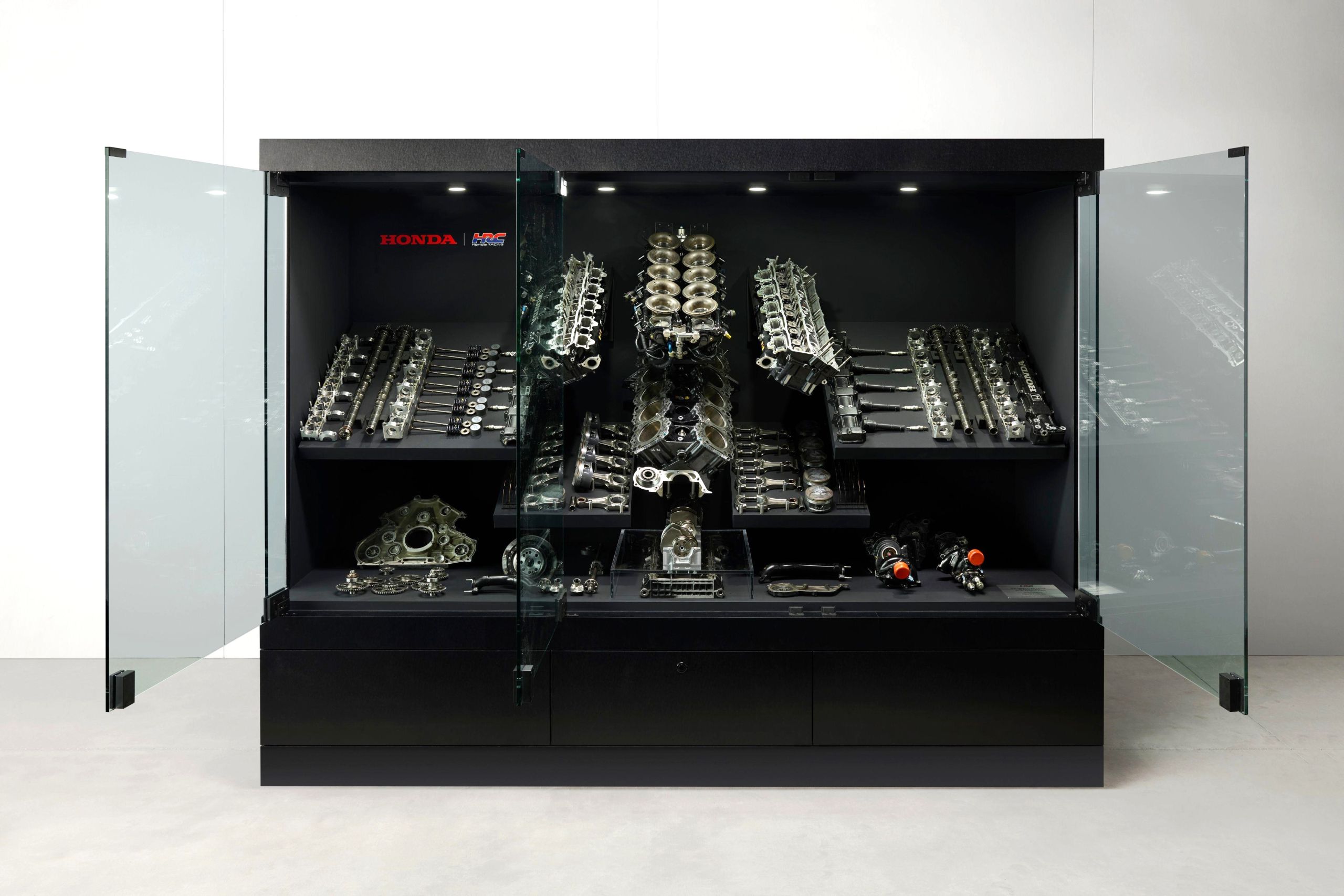 01 Senna's Last Honda V10 F1 Engine